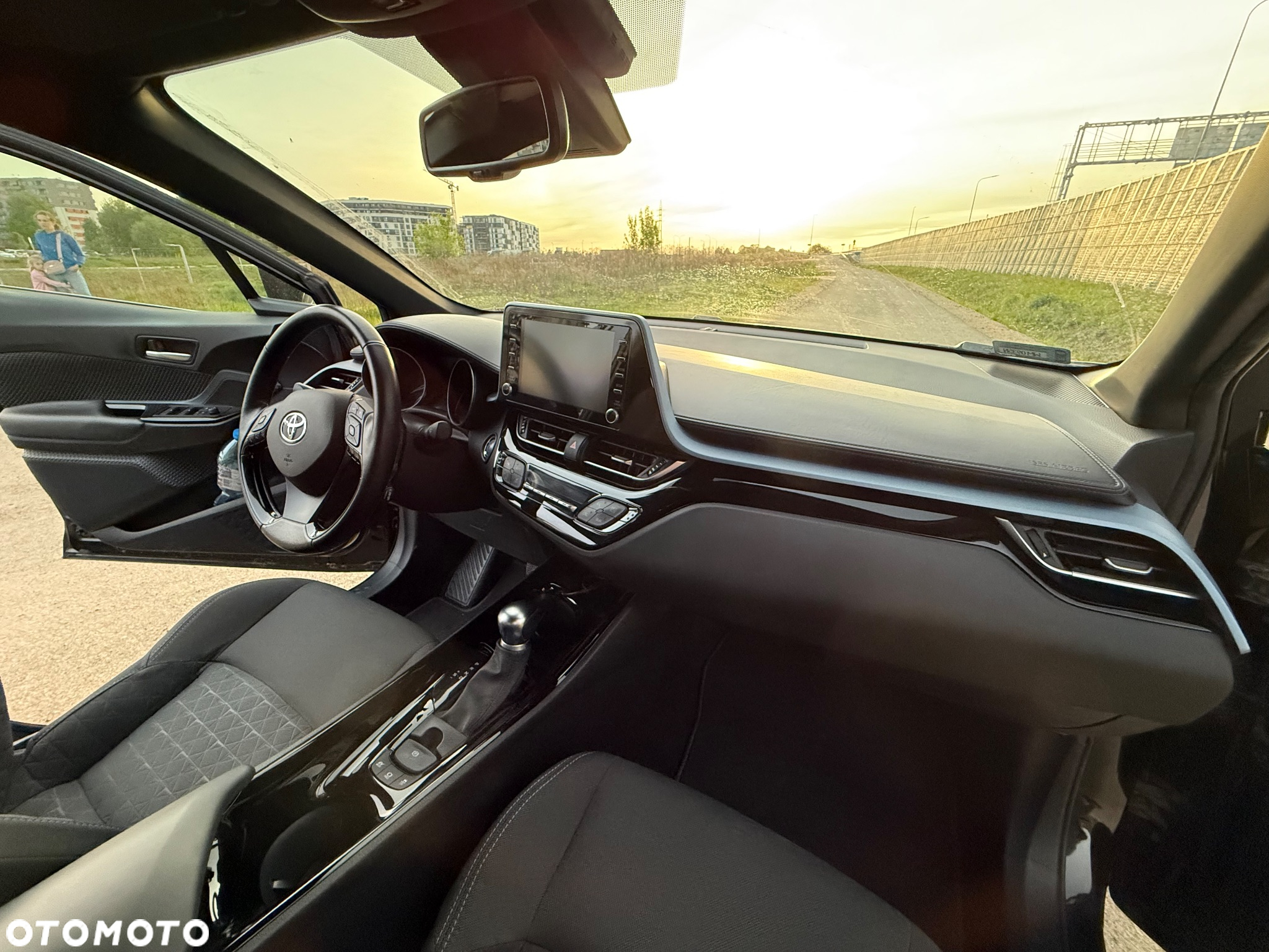 Toyota C-HR 2.0 Hybrid Black Edition - 20