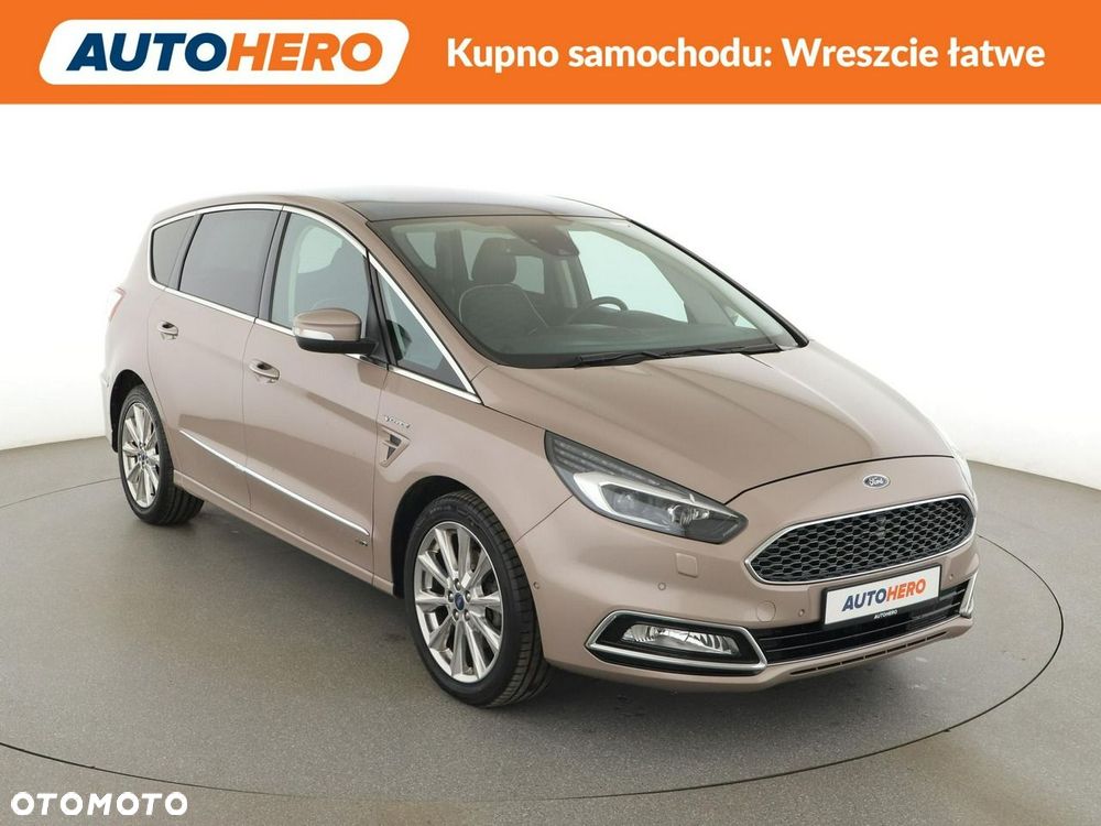 Ford S-Max - 11
