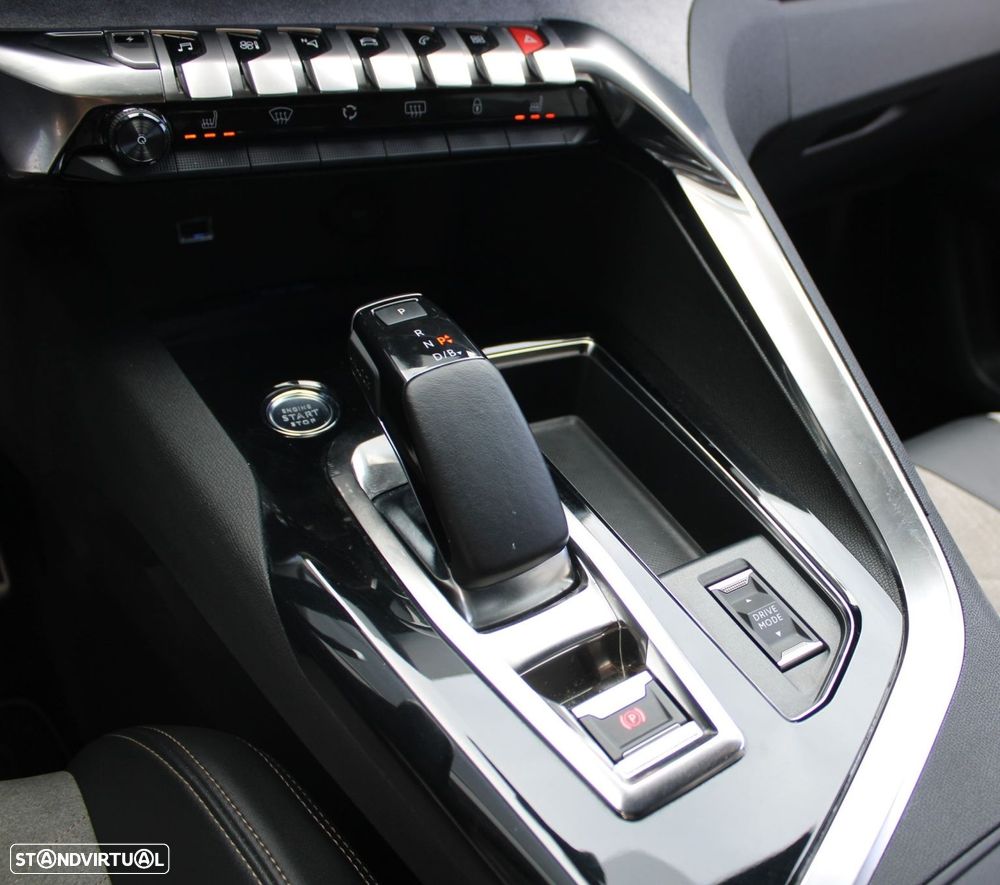 Peugeot 3008 1.6 Hybrid GT Pack e-EAT8 - 10