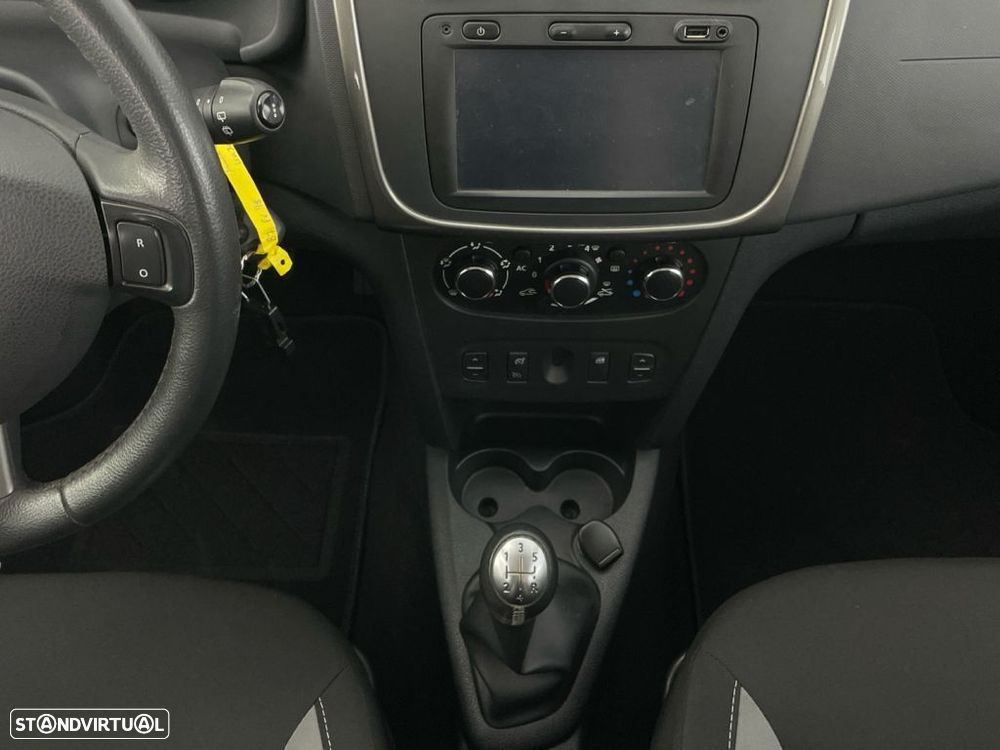 Dacia Sandero 1.5 dCi Stepway - 15