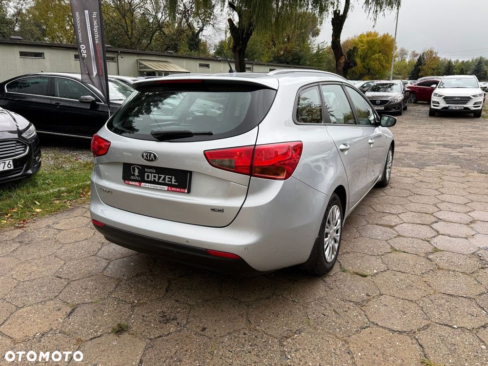 Kia Ceed - 5