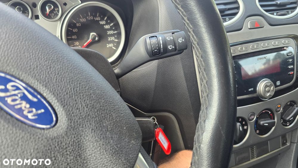 Ford Focus 1.6 16V Viva II - 35