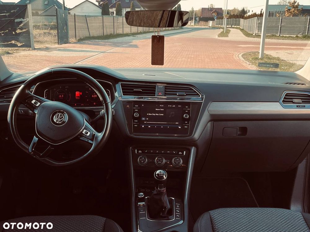 Volkswagen Tiguan Allspace 2.0 TDI SCR Comfortline - 30