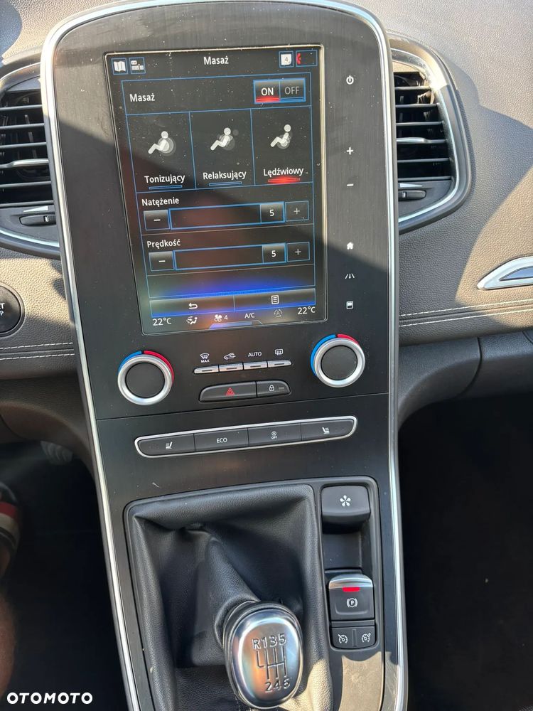 Renault Grand Scenic ENERGY TCe 130 INTENS - 29