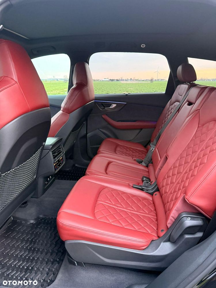 Audi SQ7 - 10