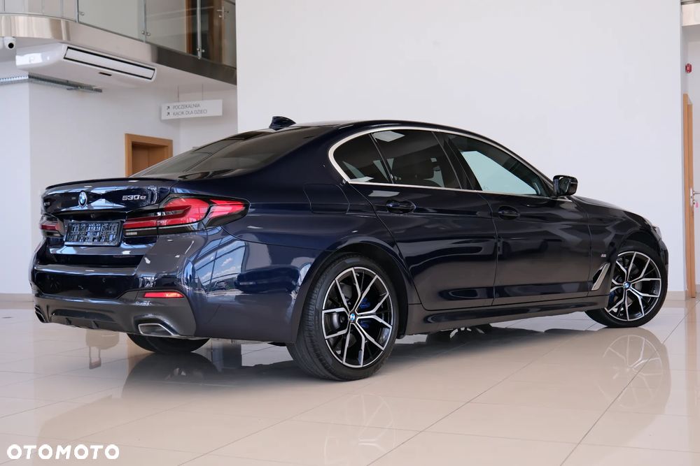 BMW Seria 5 530e xDrive Luxury Line sport - 20
