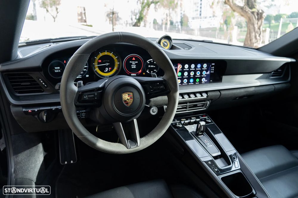 Porsche 911 (992) Carrera GTS PDK - 15