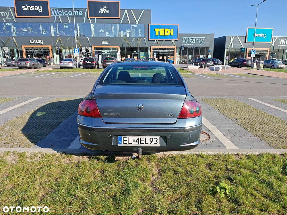 Peugeot 407 - 11