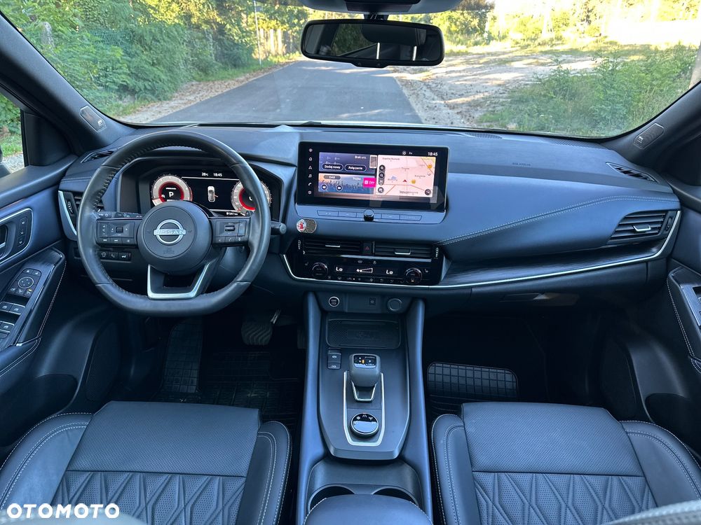 Nissan Qashqai 1.3 DIG-T mHEV 4x4 Tekna Xtronic - 9