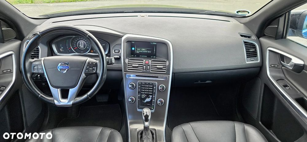 Volvo XC 60 D4 Geartronic Momentum - 23
