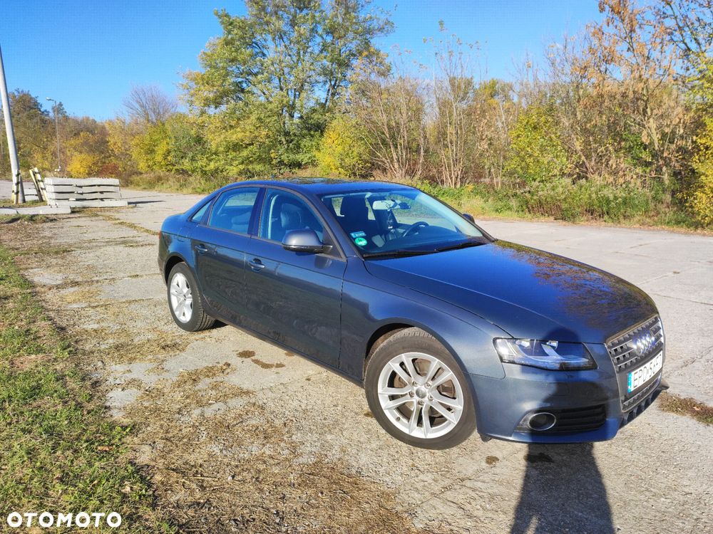 Audi A4 Limousine - 18
