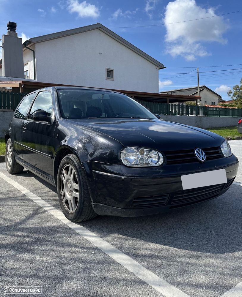 VW Golf 1.6i Highline - 1