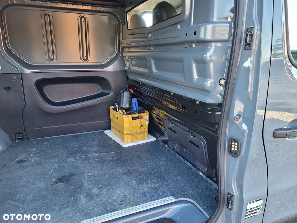 Renault TRAFIC - 9