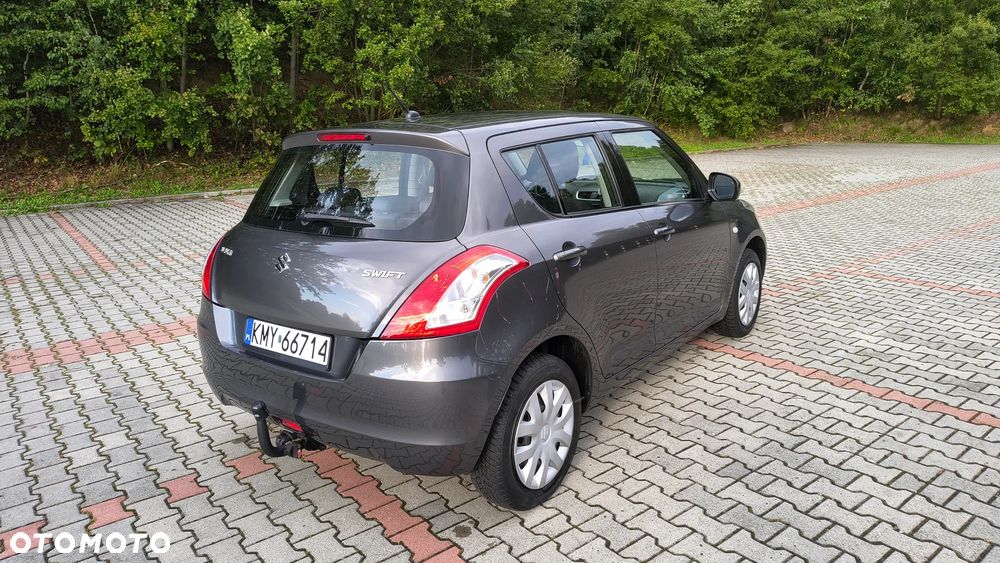 Suzuki Swift - 6