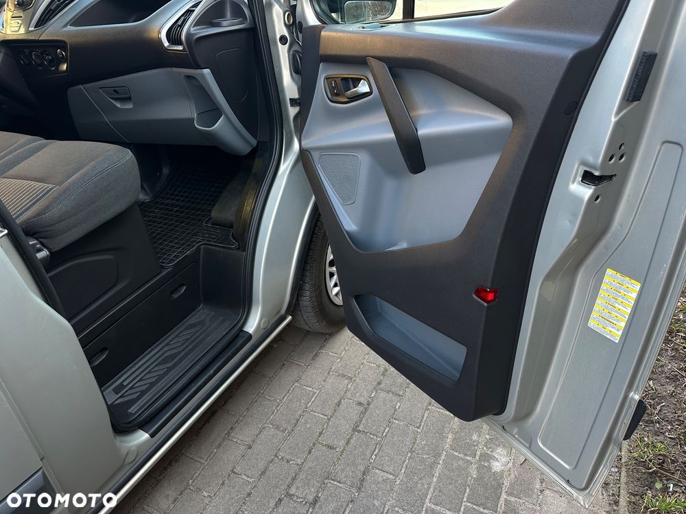 Ford TRANSIT CUSTOM - 14