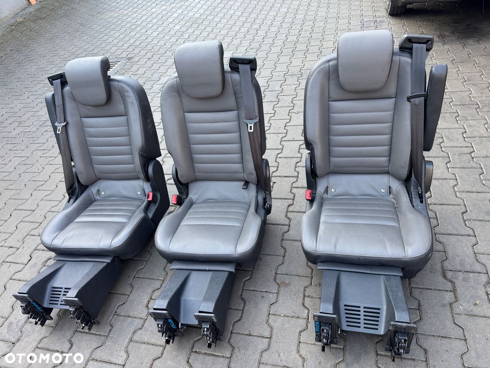 Komplet foteli skóra Ford Transit Turneo lift 19-23r - 1