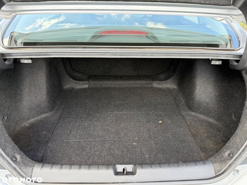 Honda Civic 1.5 T Elegance - 37