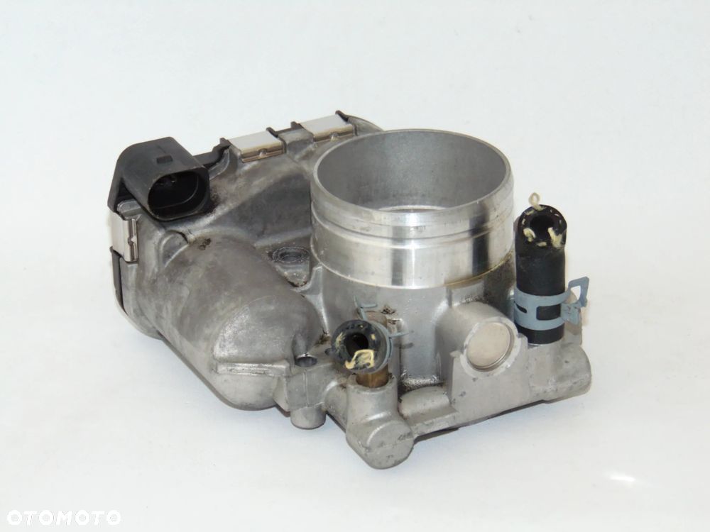 ORYGINAŁ przepustnica 06A133062Q 0280750061 VW Volkswagen Golf 4 IV Bora New Beetle Skoda Octavia I benzyna 2.0 - 5