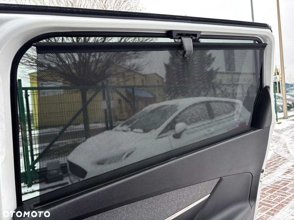 Peugeot 5008 1.6 PureTech Allure S&S EAT8 - 32