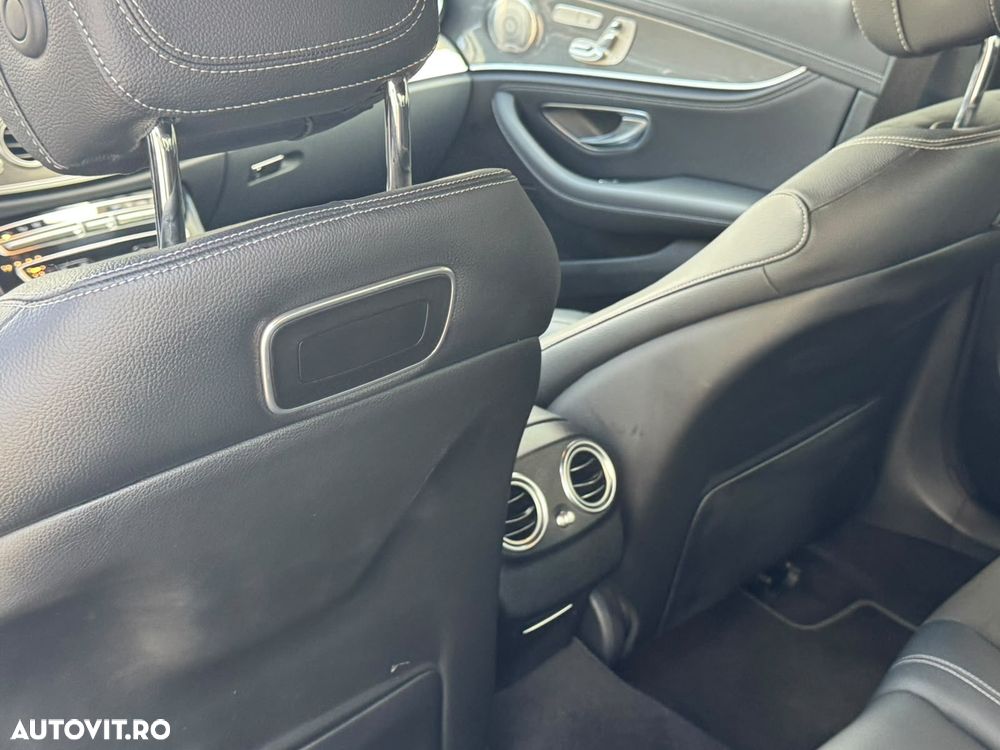 Mercedes-Benz E 300 Aut. - 13