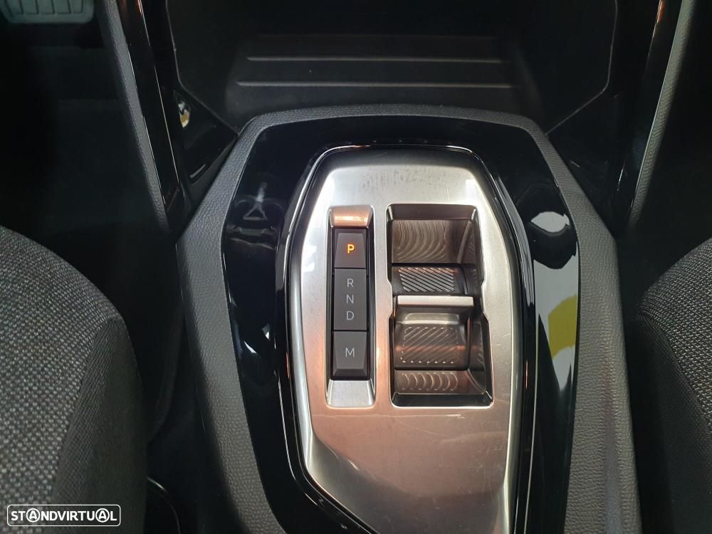 Peugeot 2008 1.5 BlueHDi GT EAT8 - 16