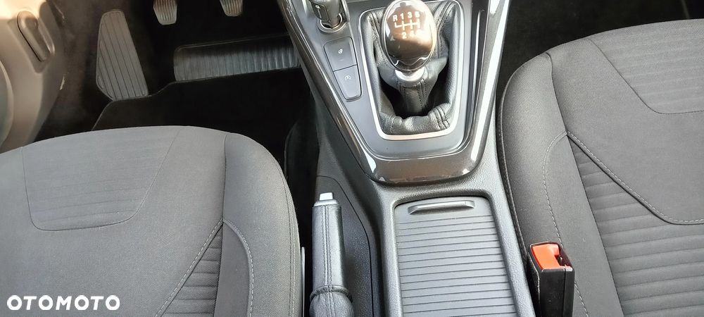 Ford Focus 1.5 TDCi DPF Start-Stopp-System ST-Line - 19