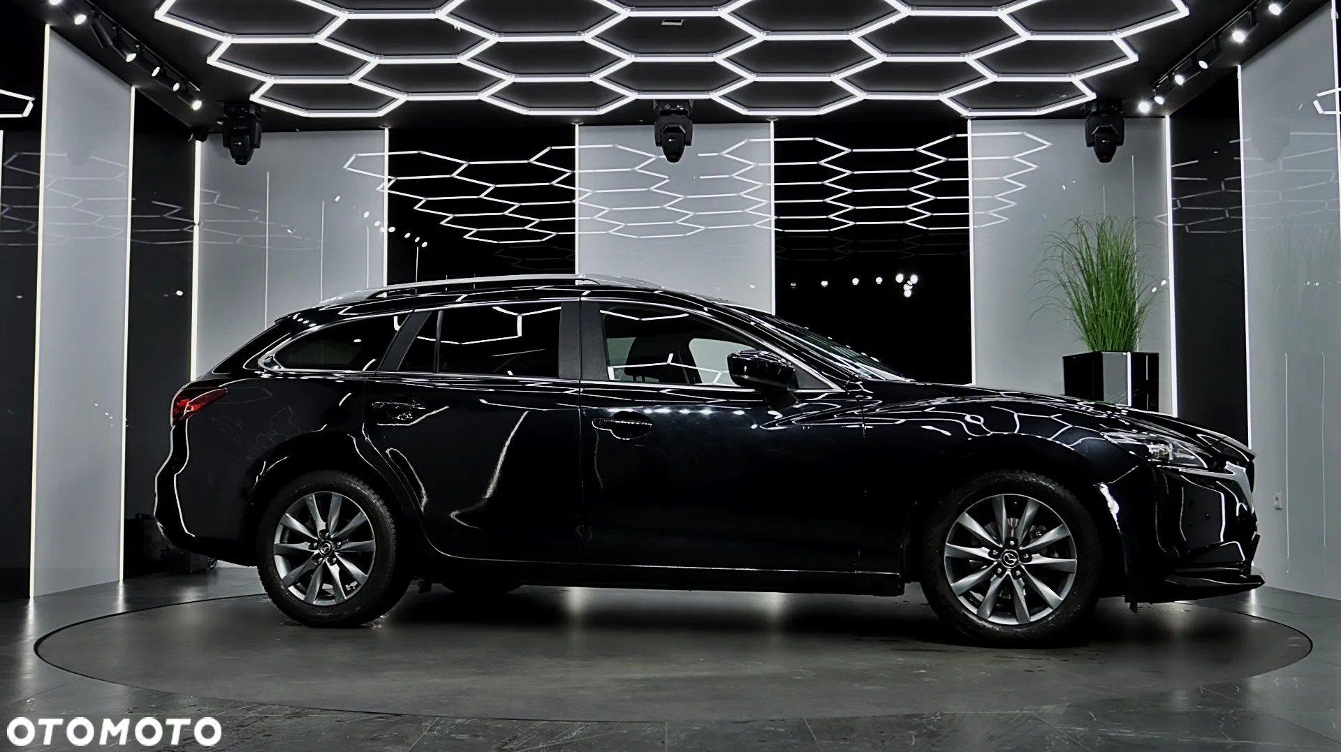 Mazda 6 2.0 SkyMotion - 9