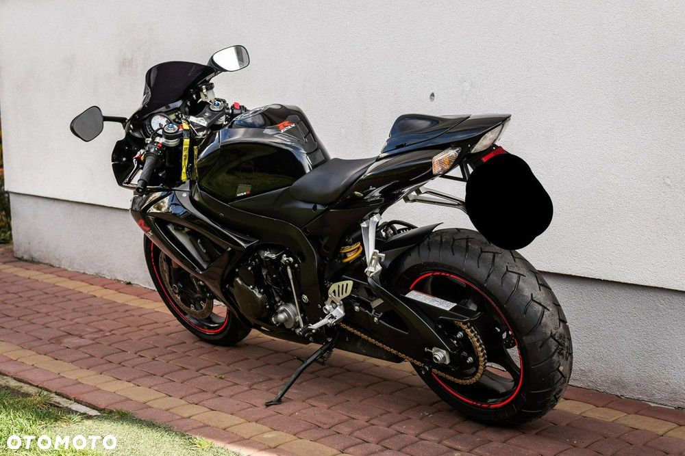 Suzuki GSX-R - 4