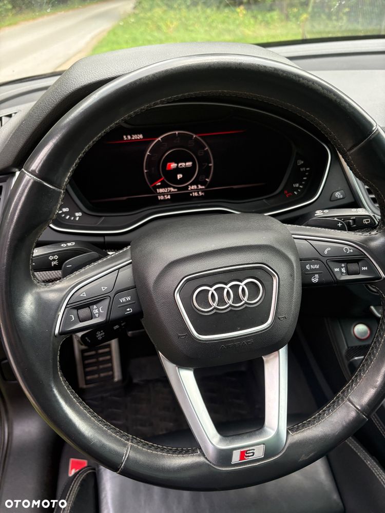 Audi SQ5 - 10