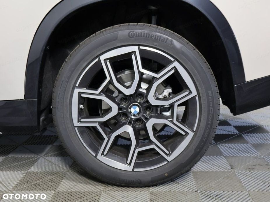 BMW X1 sDrive20i mHEV xLine - 11