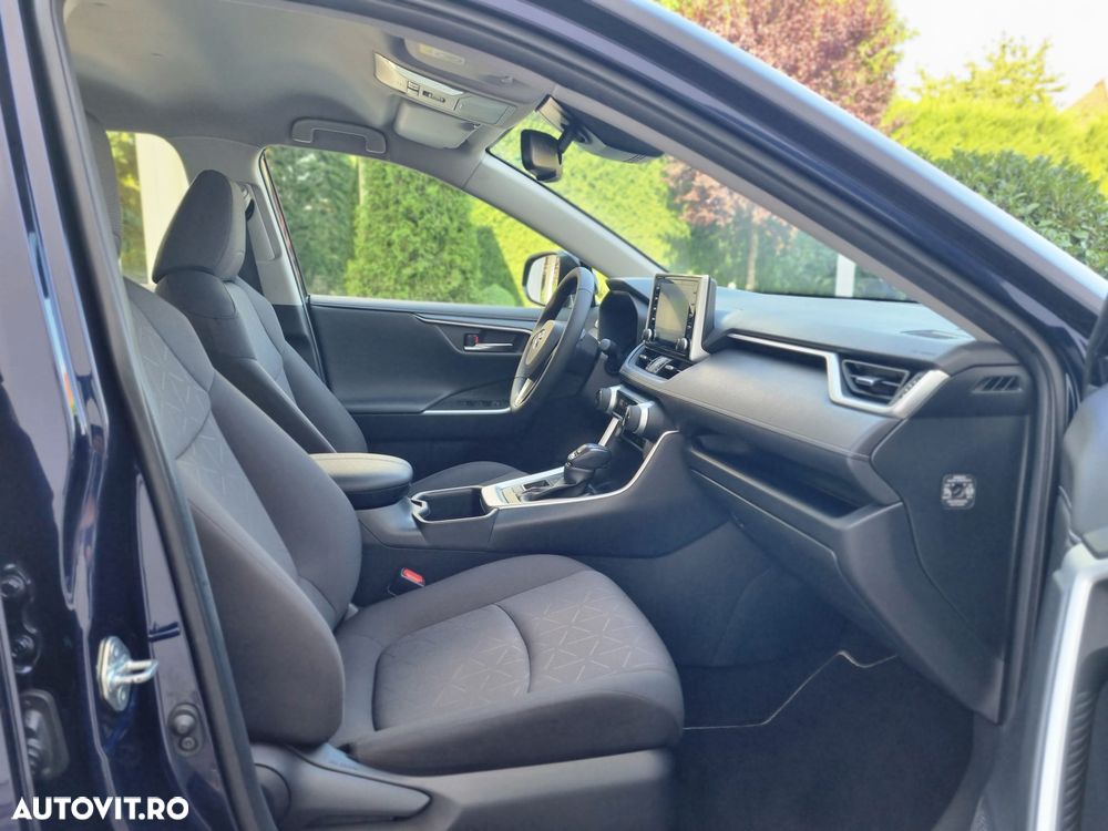 Toyota RAV4 - 17