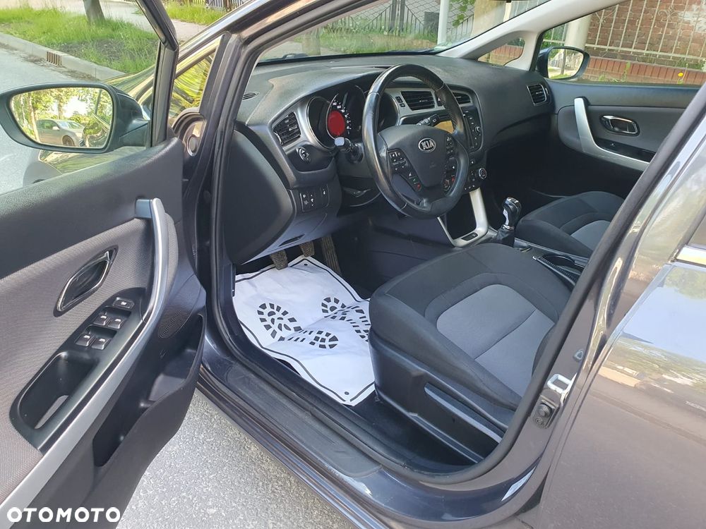 Kia Ceed 1.6 GDI XL - 9