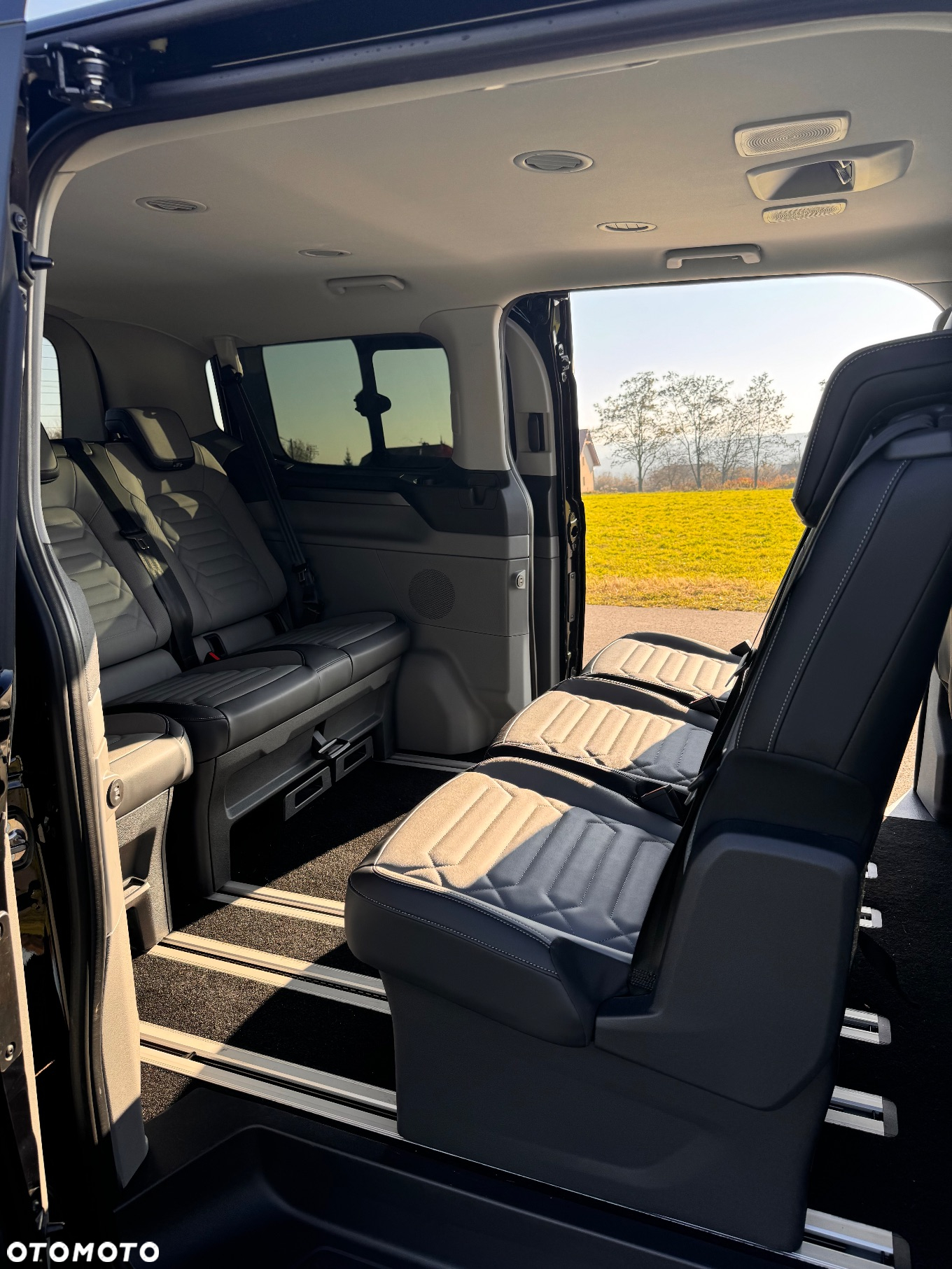 Ford Tourneo Custom 2.0 EcoBlue 320 AWD L1 Titanium X - 29