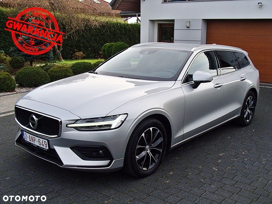 Volvo V60 D3 SCR Momentum - 1