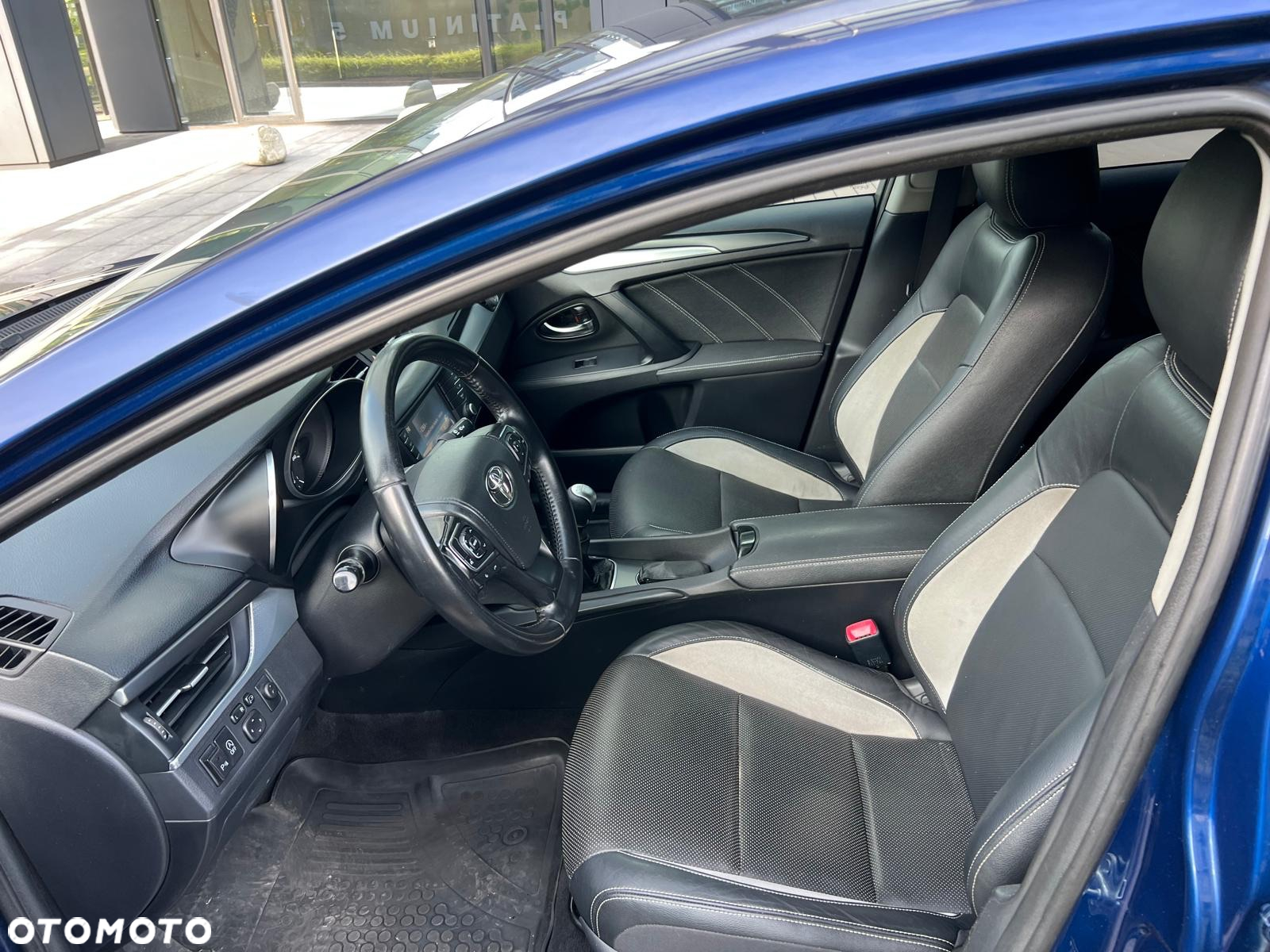Toyota Avensis 2.0 D-4D Prestige - 7