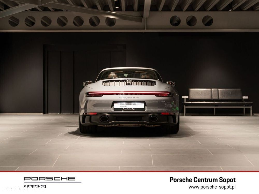 Porsche 911 Targa 4 GTS - 4