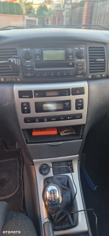 Toyota Corolla - 6