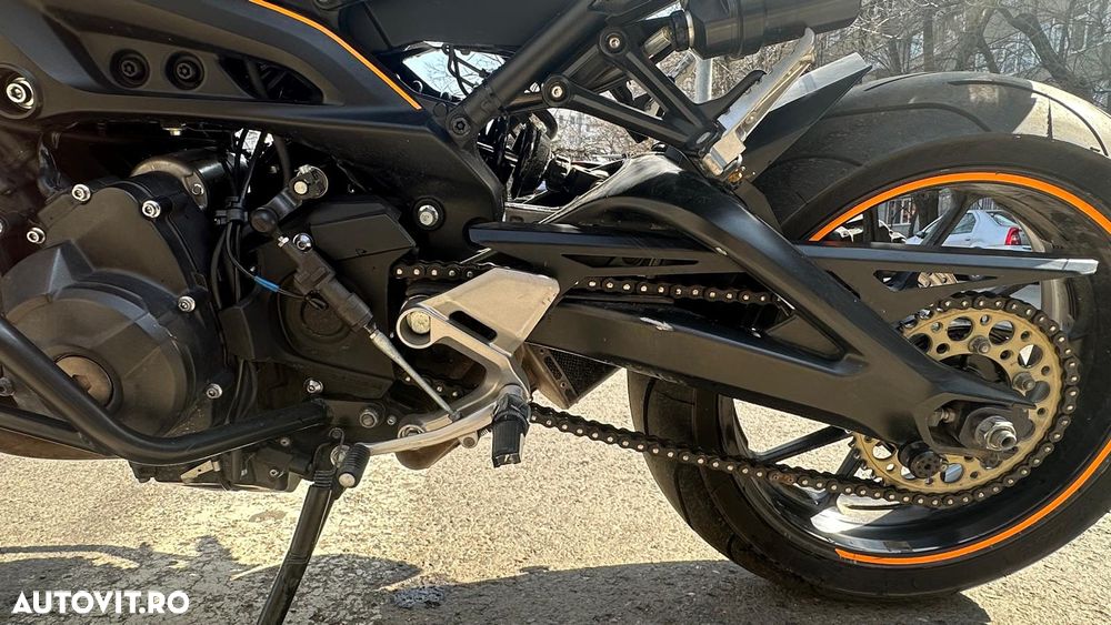 Yamaha MT-09 - 4