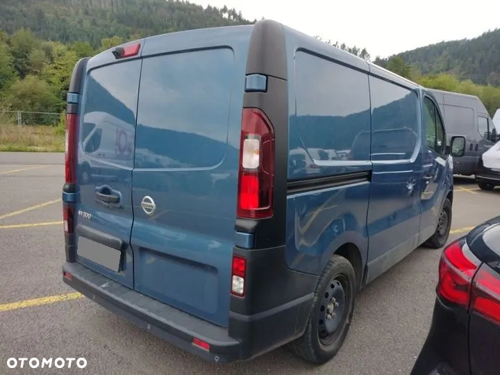 Renault Trafic 2.0  Nissan NV300 - 9