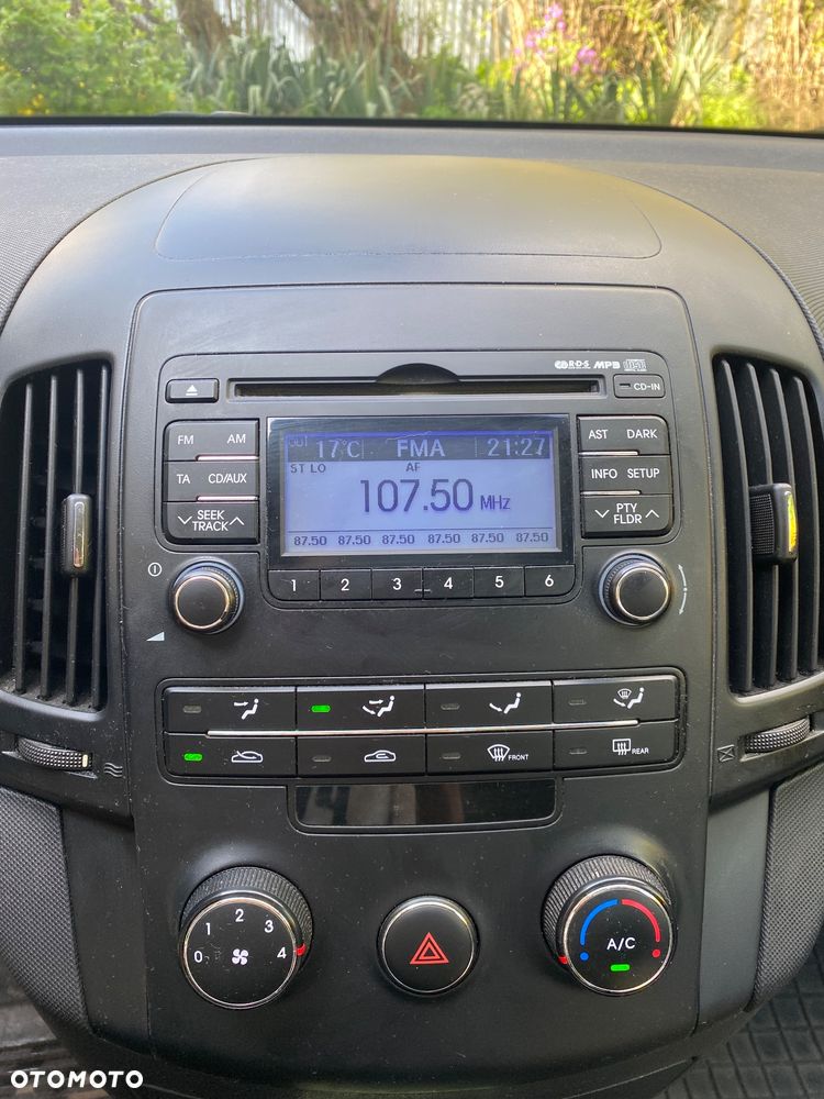 Hyundai i30 1.6 CRDi Base - 10