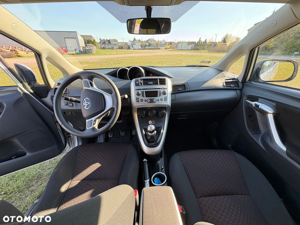 Toyota Verso 1.8 Sol 7os - 11