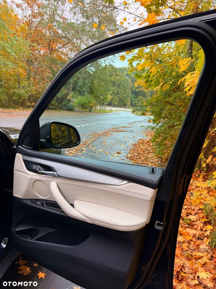 BMW X5 xDrive40d - 16