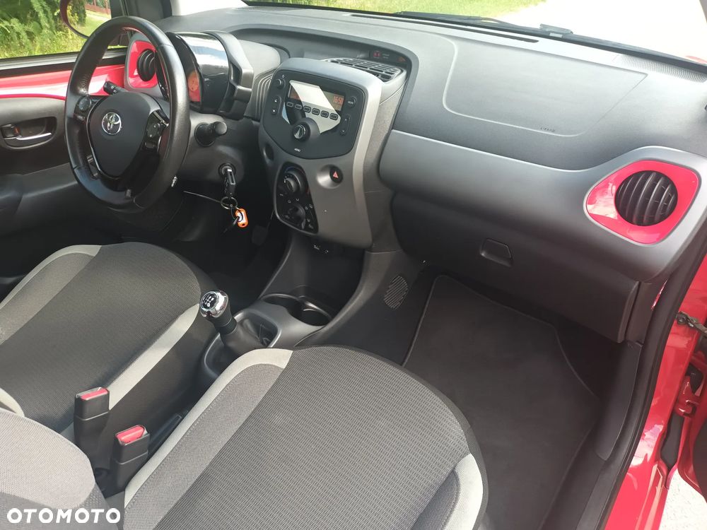 Toyota Aygo 1.0 VVT-i Color Edition - 12