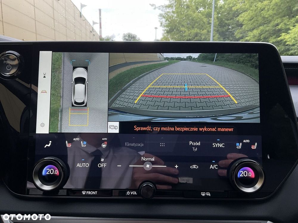 Lexus RX 450h+ Prestige - 30