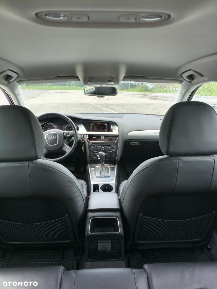 Audi A4 Avant 3.0 TDI Quattro Tiptronic - 9