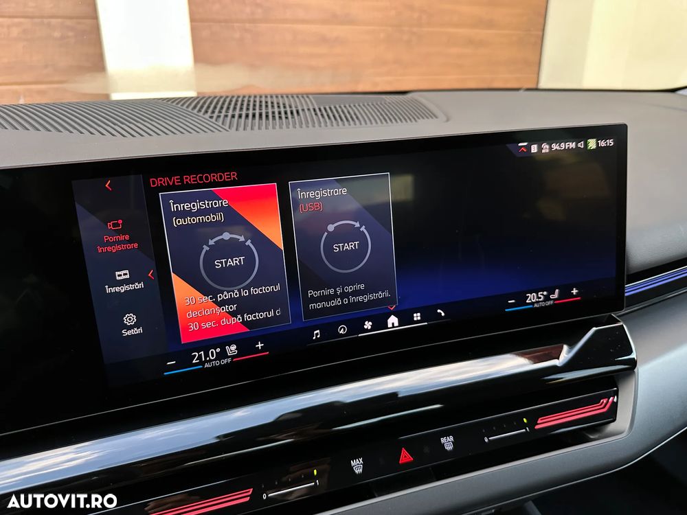 BMW Seria 5 520i AT MHEV - 31