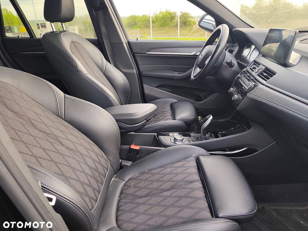 BMW X1 sDrive20i xLine sport - 30
