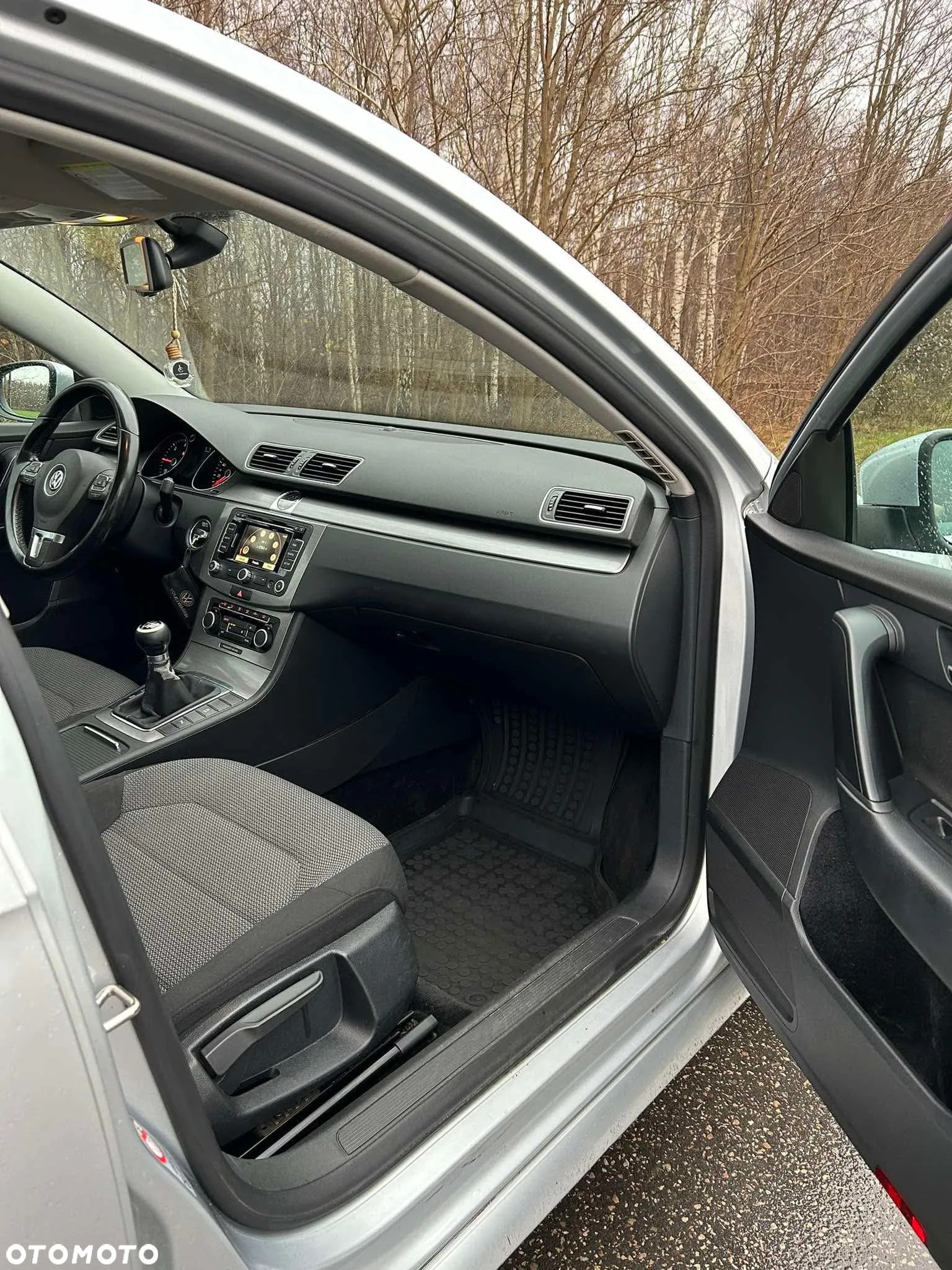 Volkswagen Passat - 15