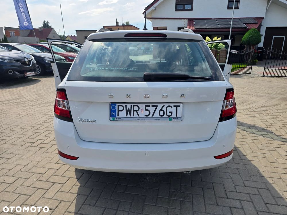 Skoda Fabia - 23