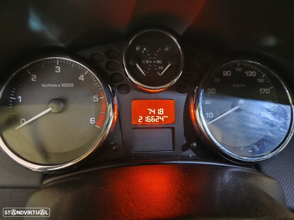 Peugeot 207 - 4